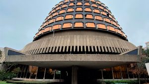 El TC rechaza por unanimidad apartar a su presidente y cuatro magistrados progresistas de un recurso contra la amnistía