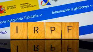 Aprobado un RD que modifica la tributación de gastos por guardería y el RGAT sobre las obligaciones de las entidades financieras