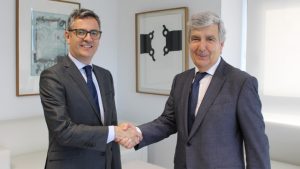 El nuevo presidente de la AN traslada a Bolaños la falta de «medios humanos y materiales» del tribunal