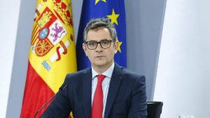 El juez del ‘caso Begoña Gómez’ pide al Supremo que investigue a Bolaños por malversación y falso testimonio