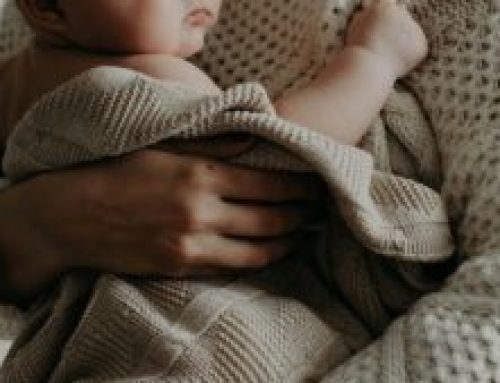 La Audiencia de Murcia confirma la indemnización por daño moral en un caso de impugnación de paternidad