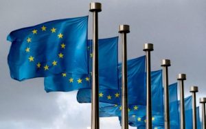 La UE da último paso para que las eurodiputadas puedan delegar su voto al final del embarazo y tras dar a luz